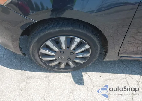 2012 Toyota Yaris z USA, uszkodzony, nr VIN JTDBT4K37CL011109